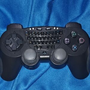 PS3 Wireless Controller With Keyboard